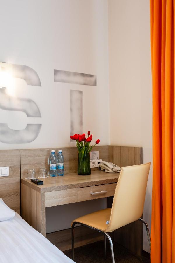 Practicotel Kijev Kültér fotó