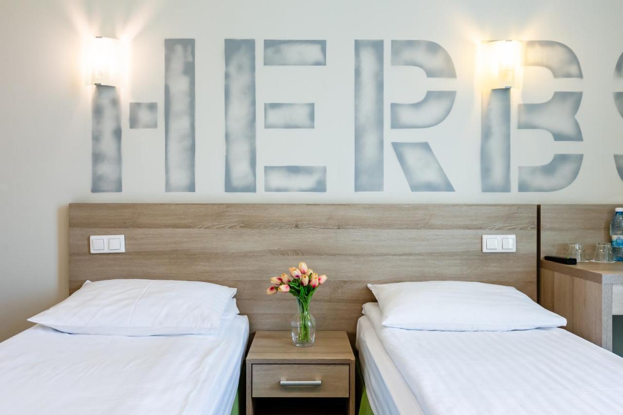 Practicotel Kijev Kültér fotó