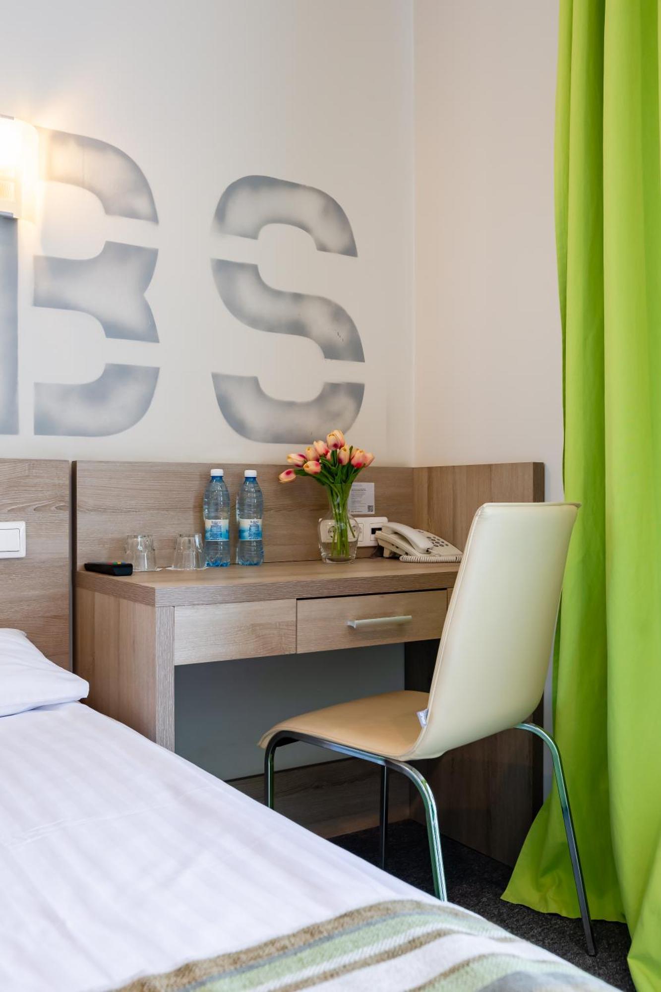 Practicotel Kijev Kültér fotó
