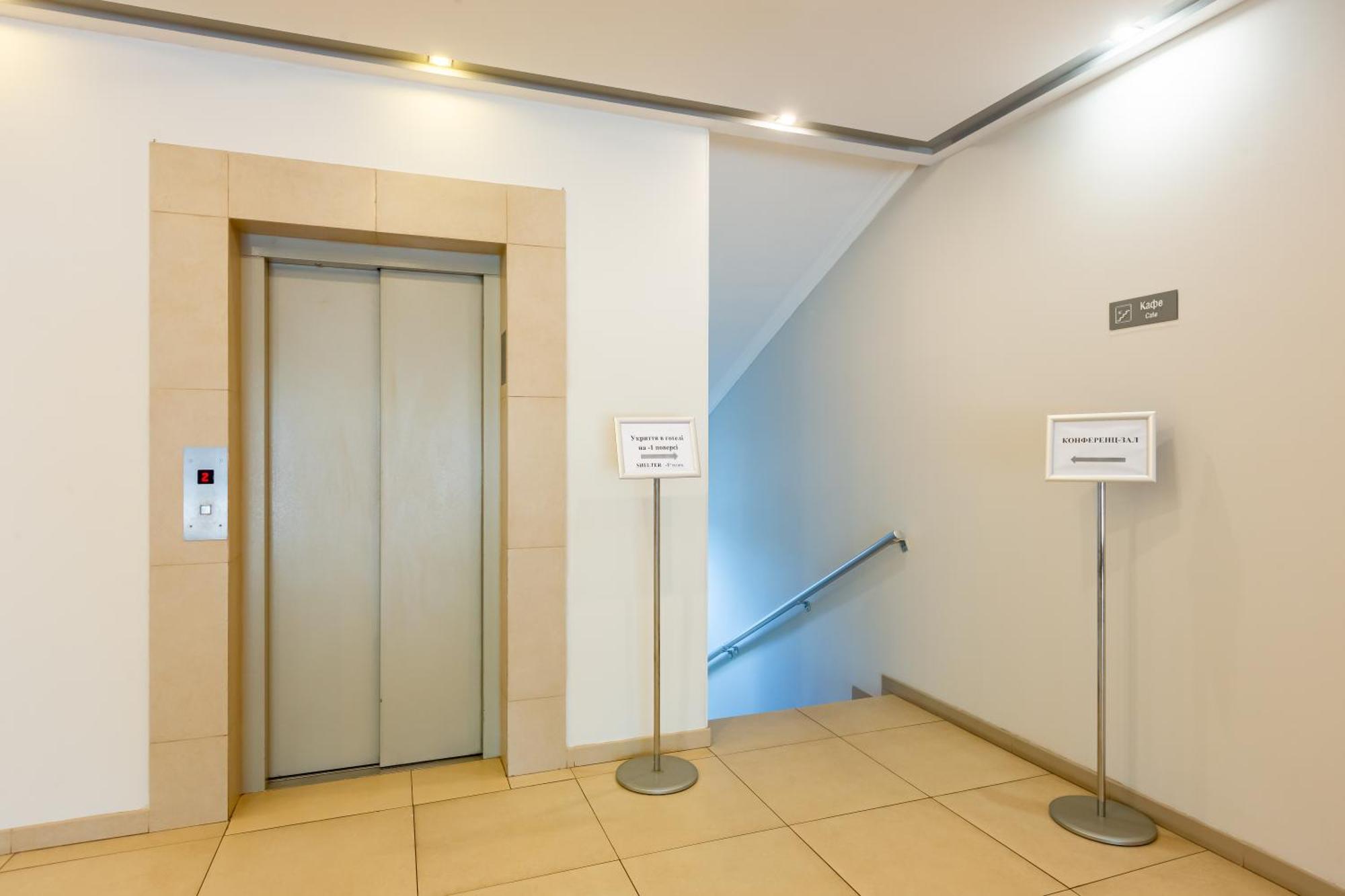 Practicotel Kijev Kültér fotó