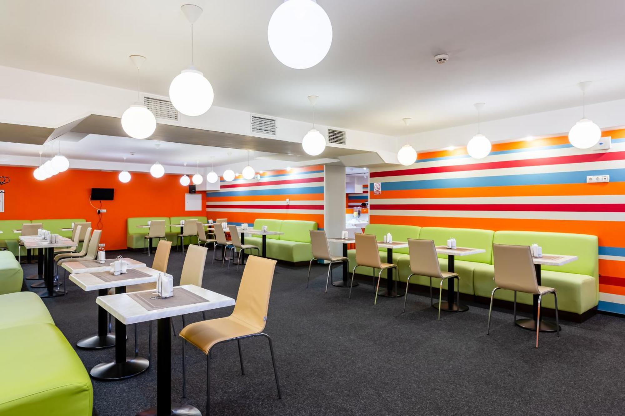 Practicotel Kijev Kültér fotó